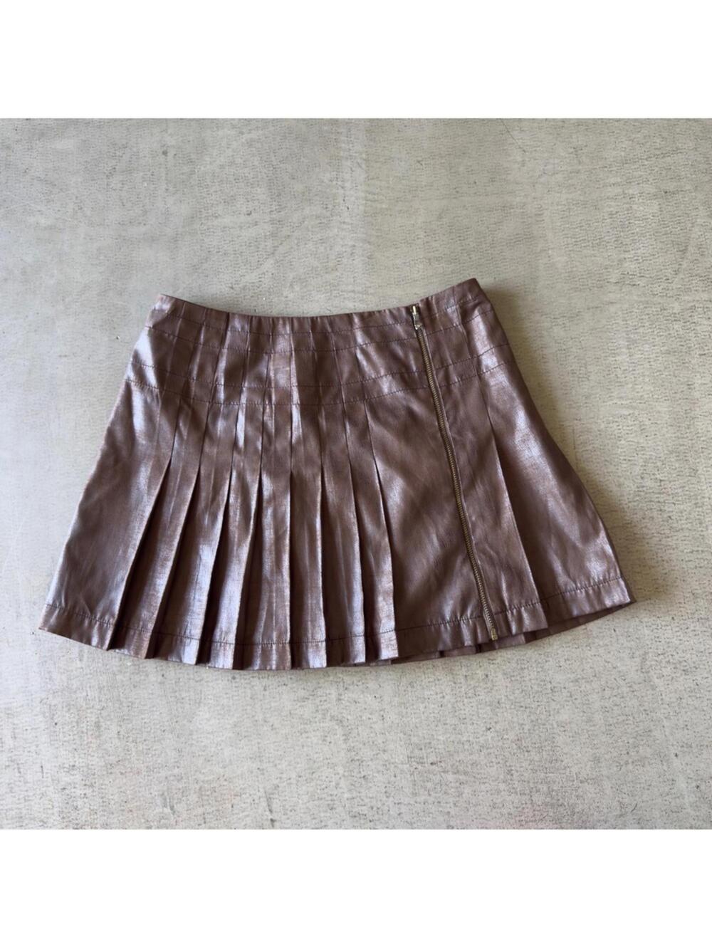 Rachel Rachel Roy / Pleated Faux Leather Mini Skirt / brown